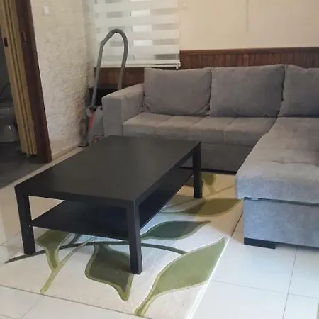 Villa Sahibinden Site Icerisinde Denize 350m Olimpik Yuzme Havuzlu *